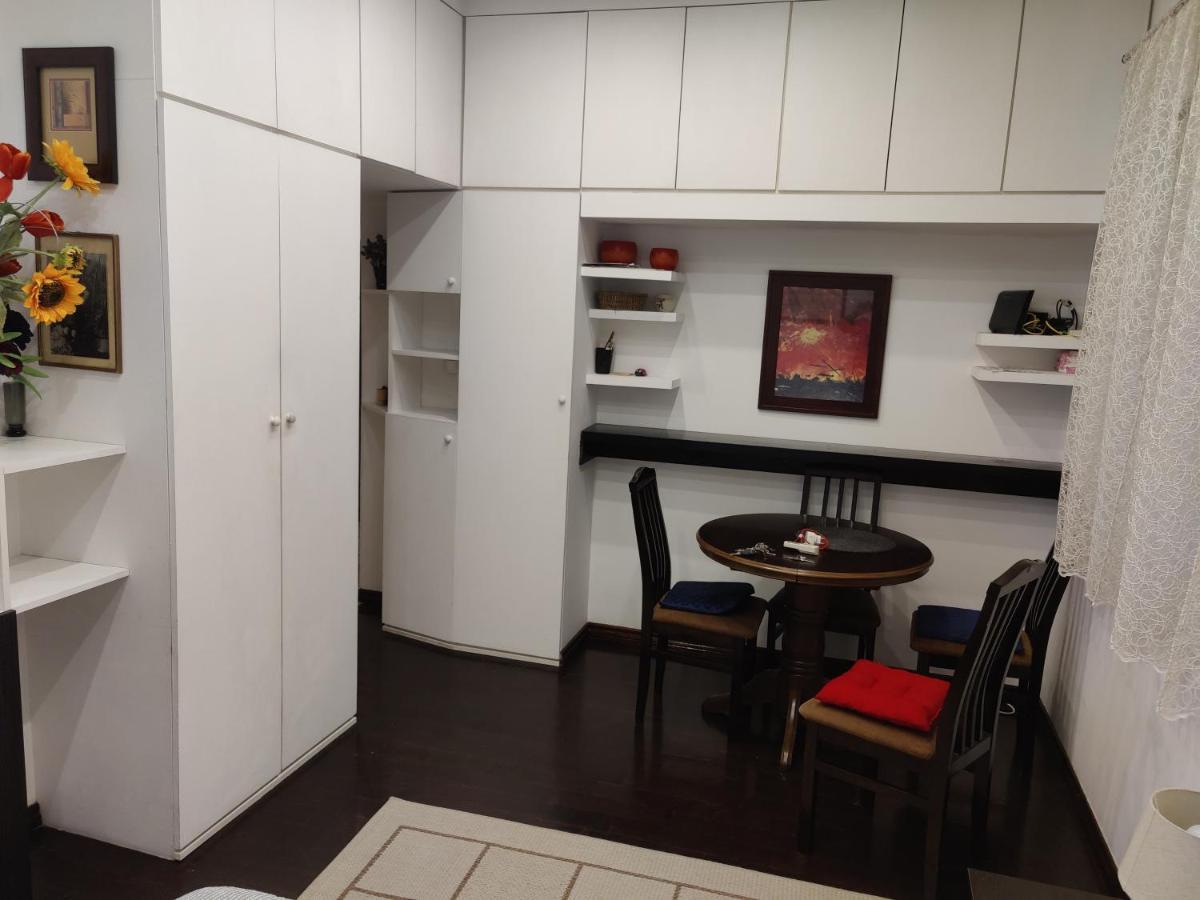 Slavija Square Apartment Cvetni Trg Belgrado Esterno foto
