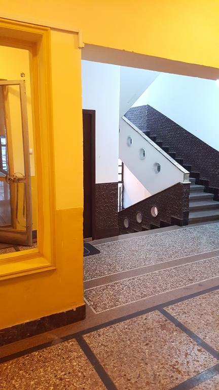 Slavija Square Apartment Cvetni Trg Belgrado Esterno foto