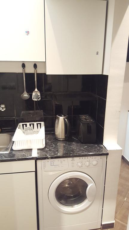 Slavija Square Apartment Cvetni Trg Belgrado Esterno foto